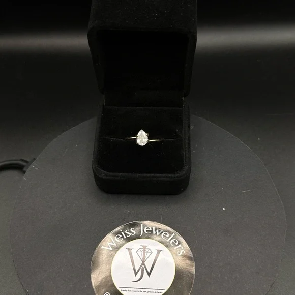 Natural 1ct pear shape diamond in solid 14k gold engagement ring display LOOSE - Picture 14 of 17